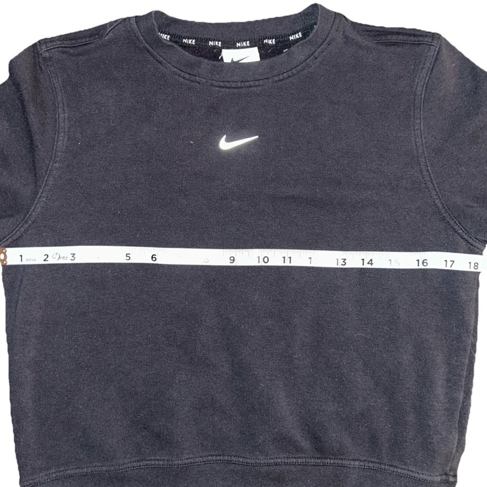 Vintage Y2K Nike Center Swoosh Black Crewneck Sweatshirt Women XS dri-fit - Picture 2 of 6